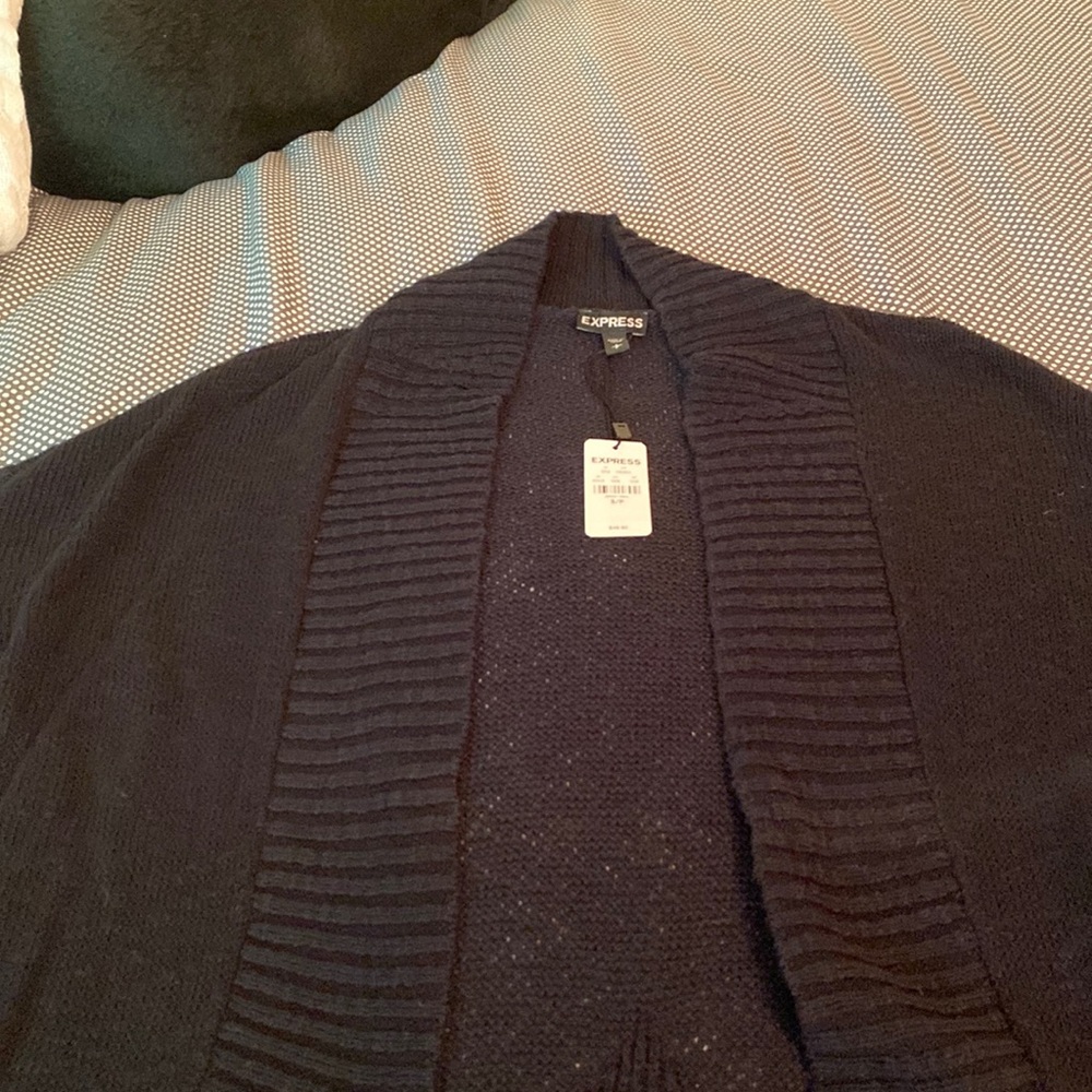 Sz small express light weight open cardigan with slit in back